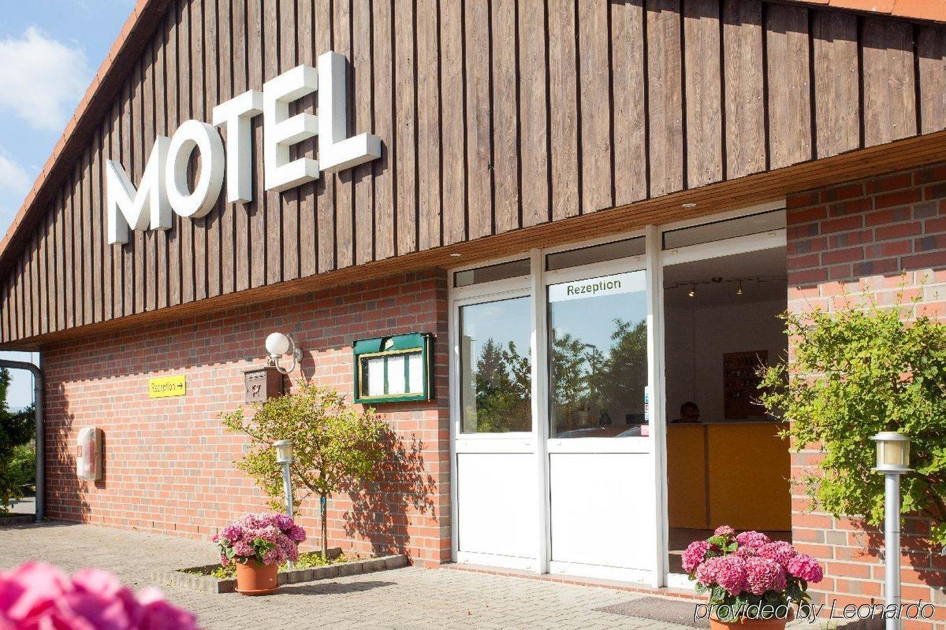 Motel Штральзунд Экстерьер фото