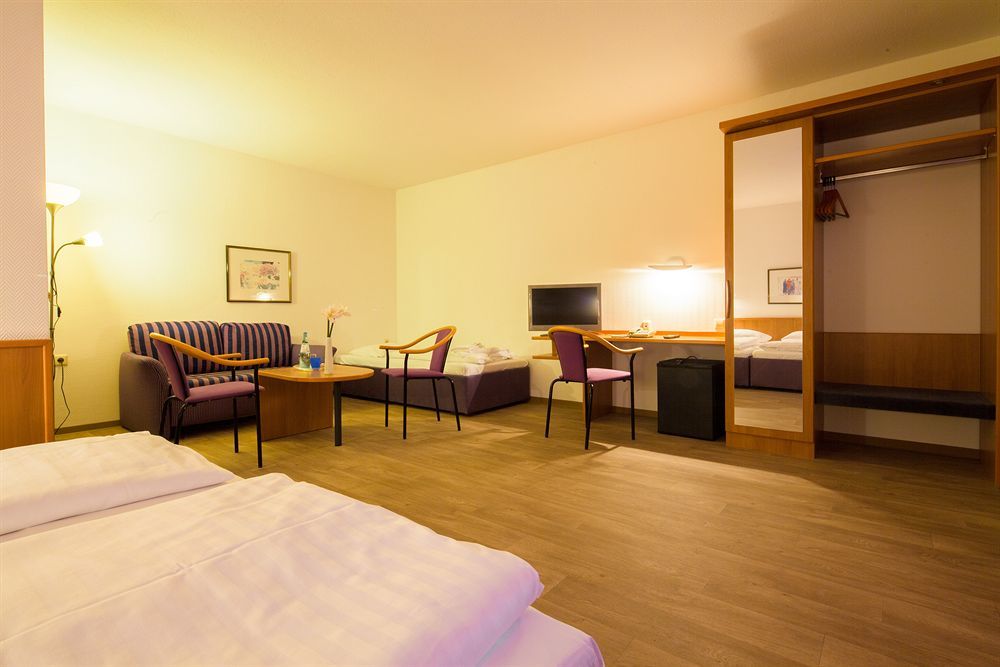 Motel Штральзунд Экстерьер фото